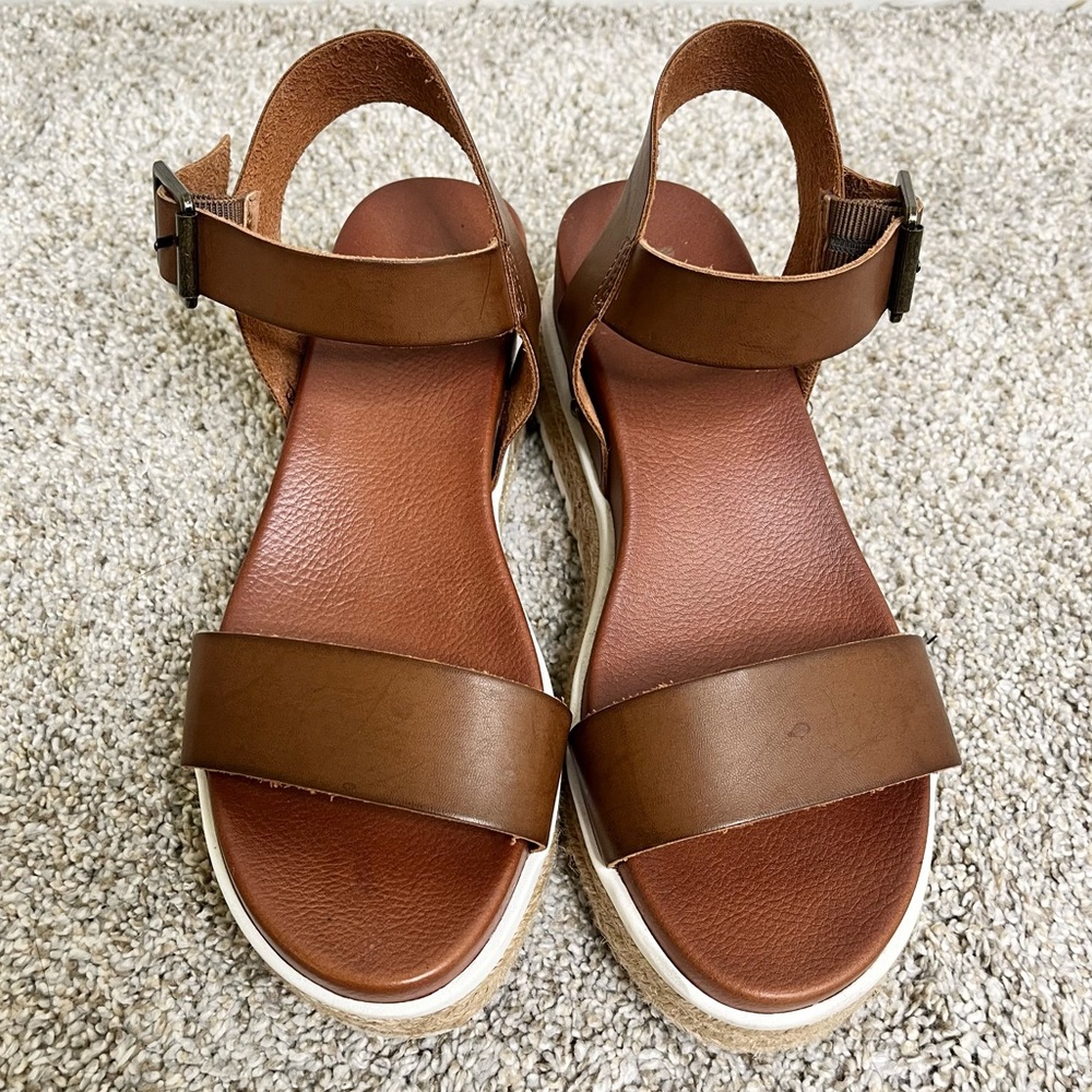 WOMEN'S MIA CLIP ESPADRILLE WEDGES